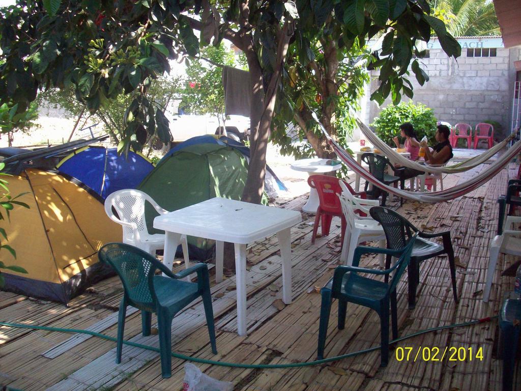 Hostal Camping Beach サリナス エクステリア 写真
